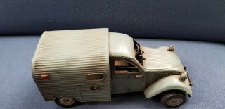 Citroen 2CV van fourgon - tin plate model car - 1/16 scale (?) 30cm long 6