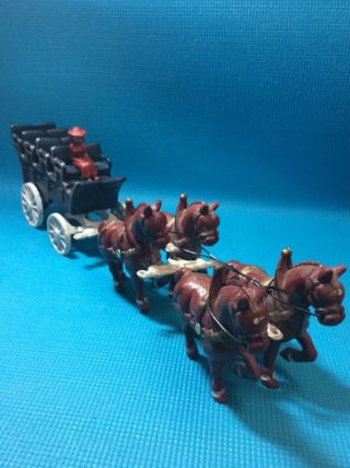 Cast Iron Horse Carriage With 1passengers Driver Vintage/antique Wagon And Bear
