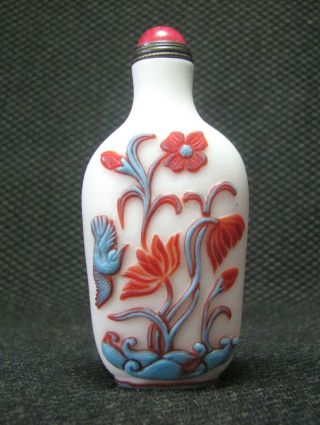 Special Chinese Glass Carve Flower And Bird Design Snuff Bottle/////。。.  。