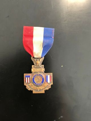 AMERICAN LEGION 1917 - 1927 FRANCE NATIONAL CONVENTION MEDAL PIN 2