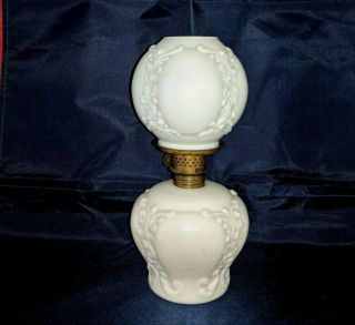 8.  5 " Vintage Antique White Gone With The Wind Oil Lamp Parlor Banquet