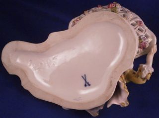 Antique 19thC Meissen Porcelain Figural Sweetmeat Dish Porzellan Figurine Figure 11