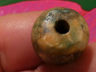 ANCIENT PRE - COLUMBIAN - MESOAMER.  MAYAN JADE BELIZE BEAD 16.  3 BY 12.  1 MM TOPS 3