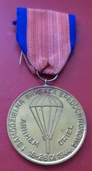 Poland Wwii 1st Independent Parachute Brigade Commemorative Medal Order Badge