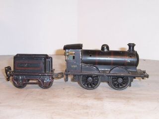vintage Marklin toy locomotive and tender car,  windup, 2