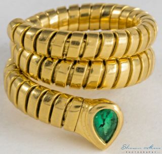 Bulgari Tubogas 18k Gold Emerald Ring