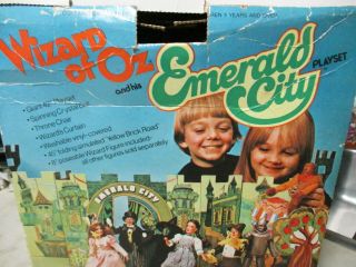 Wizard of Oz Emerald City Playset.  Mego.  1974 3