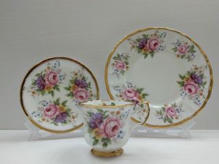 Crownford QUEEN ' S Fine Bone China England FootedTea Cup,  Saucer & Luncheon Plate 2