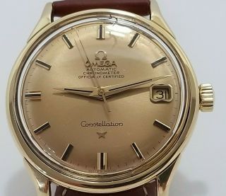 Omega Constellation vintage 18K gold watch.  Caliber: 561 (In 2
