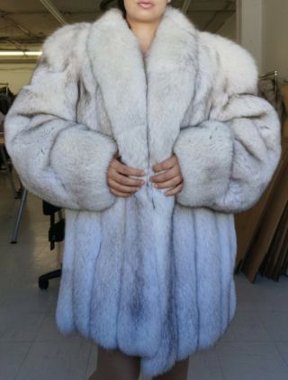 ✓ Blue Fox Norwegian Fur Coat Vintage 16