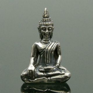 Image Of The Seated Buddha Solid Sterling Silver 8.  20 G Sculpture Statue 23.  55mm