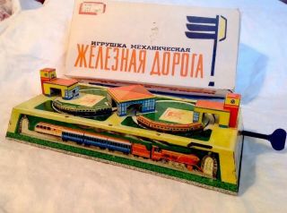Vintage Mechanical Tin Litho Wind Up Toy Train Station W/original Box