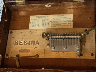 Antique REGINA Music Box Player Oak Cabinet With Disc Cond 10
