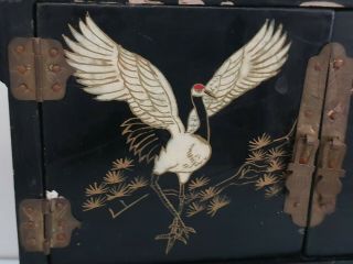 Vintage Japanese Lacquer Jewellery Cabinet / Box 4