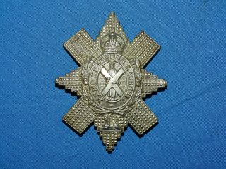 Wwi - Wwii British Cap Hat Badge,  Helmet Plate,  Highlanders (298)