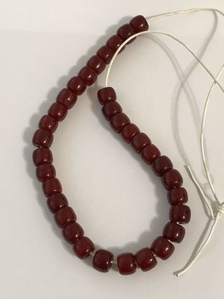 Vintage Gorgeous Art Deco Cherry Amber Bakelite Bead Necklace - 43.  5 Grams