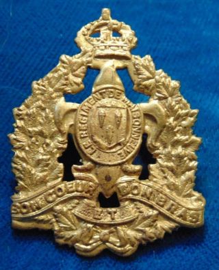 Canada Canadian Armed Forces Le Regiment Maisonneuve Metal Cap Badge Ww2 B