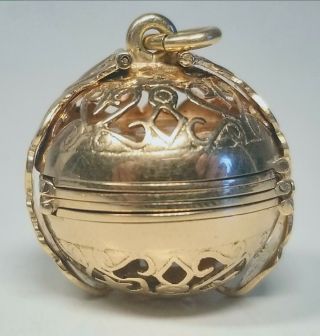 Vintage 14k Gold Globe World Charm Expanding Photo Locket With 4 Frames Pendant
