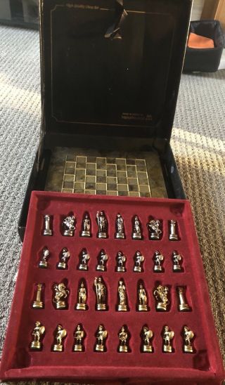 Manopoulos Chess Set With Ancient Roman Theme Made In Greece