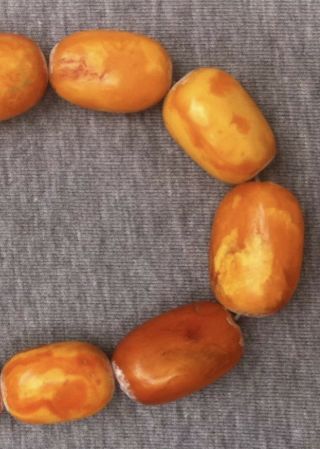ANTIQUE 100 NATURAL AMBER BEAD NECKLACE,  BUTTERSCOTCH,  CHINESE 18/19C 42.  7 Gram 4