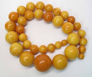 Antique Round Egg Yolk Baltic Amber Necklace W/ 30 - Mm Center Bead 164.  6 Grams