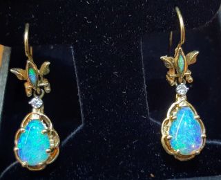 Gorgeous Antique Yellow Gold Natural Opal Earrings