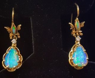 Gorgeous Antique yellow gold natural opal earrings 2