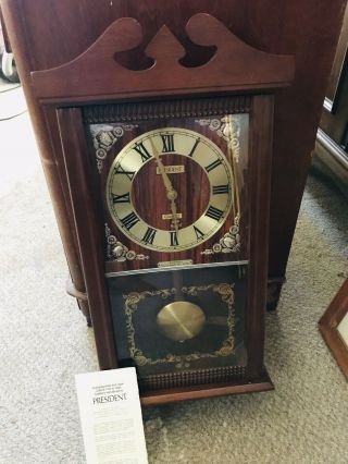 President Quartz Pendulum Wall Clock (vintage/chime)