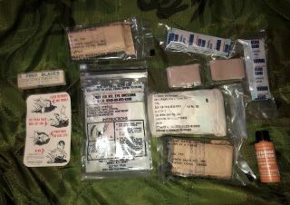 Vietnam War US Army US Marines General Purpose First Aid Kit w Content 6