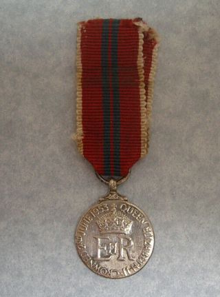 United Kingdom,  Queen Elizabeth Ii Coronation Medal,  Silver Miniatre Medal