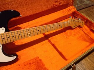 Fender American Vintage Wildwood Thin Skin 1957 Stratocaster. 9