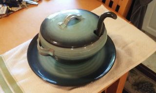 Blue Hill Pottery Rowantree Vintage Soup Tureen And 12 Inch Platter Set