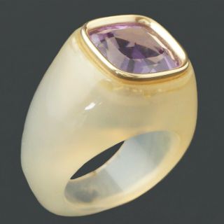 Unusual Large 14K Yellow Gold,  Agate & 6.  25 Carat Amethyst Estate Ring 5