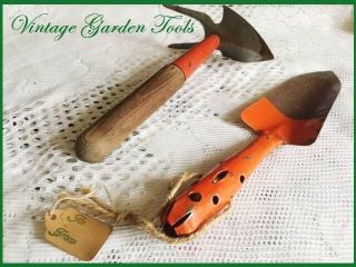 Vintage Garden Hand Tools Orange Trowel Spade - Hoe Wood Handle Country Farmhouse