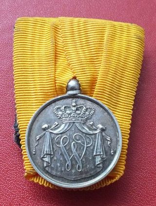 Holland Netherlands Dutch Silver Loyal Service Medal Badge Order