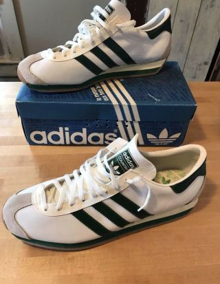 Vintage Adidas Country Sneakers