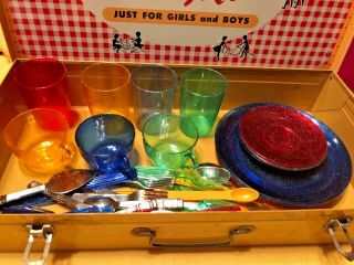Vintager " Happy Day " Outing Kit For Girls & Boys,  Metal Case,