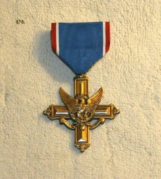 Ww2 U.  S.  Army Distinguished Service Cross With Ribbon In.