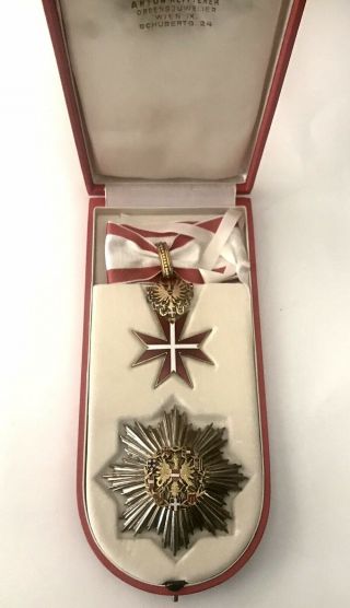 Austria Medal Order Of Honor Grand Commander Set,  With Case