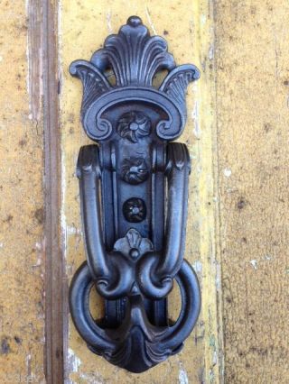 Antique Victorian Kenrick Style Heavy Cast Iron Door Knocker - Black