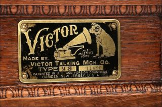 Antique American Victor Monarch Senior Gramophone - Phonograph.  USA,  1905 9