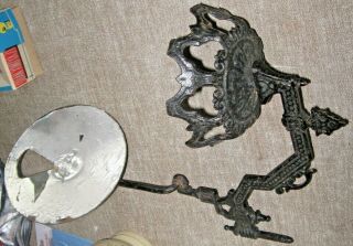 ANTIQUE VICTORIAN BLACK CAST IRON OIL LAMP SCONCE & REFLECTOR WALL MOUNTED 2