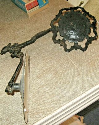 ANTIQUE VICTORIAN BLACK CAST IRON OIL LAMP SCONCE & REFLECTOR WALL MOUNTED 6