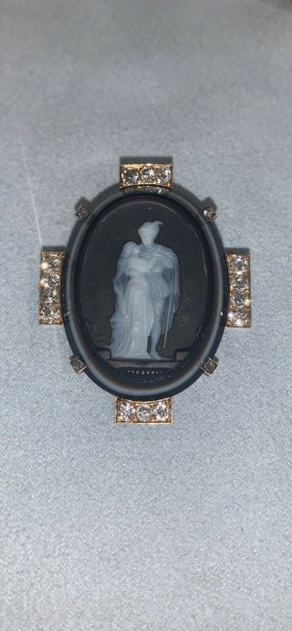 18k Gold And Diamond Cameo Jaque And Marcus