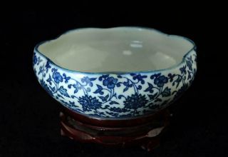 Chinese Old Hand - Made Blue And White Porcelain Flower Porcelain Brush Wash B02
