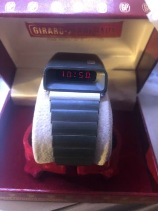 Very Rare Vintage Girard Perregaux Casquette Led Watch