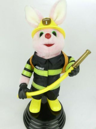 Duracell Fireman Firefighter Bunny.  Rare.  Lights & Sound.  Boxed