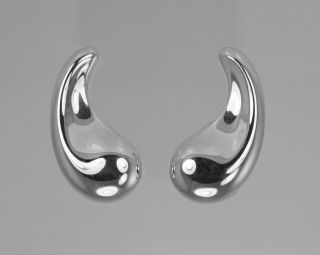 Tiffany & Co.  Elsa Peretti 1.  5 " 38mm Huge Teardrop Raindrop Silver Clip Earrings
