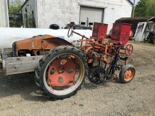Allis Chalmers Model G Antique Tractor 6
