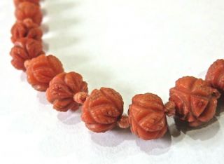 ANTIQUE GEORGIAN CARVED CORAL BEADS NECKLACE 40 GRAMS 3